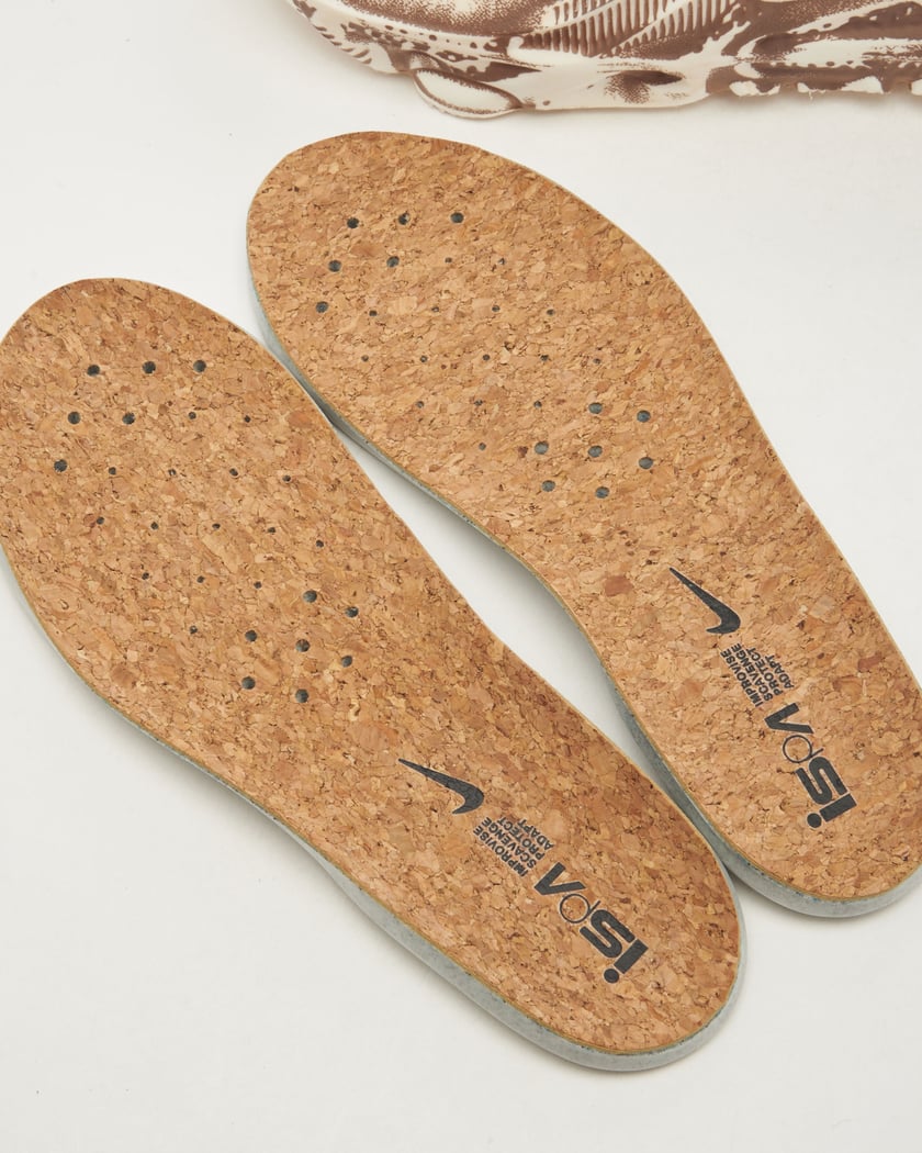 Nike ISPA Universal Marrone DM0886 101 Acquista su FOOTDISTRICT