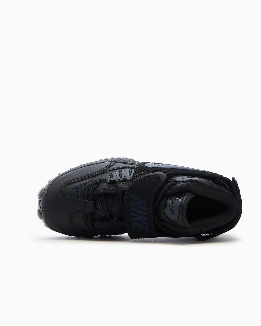 Solid black nikes womens cheap