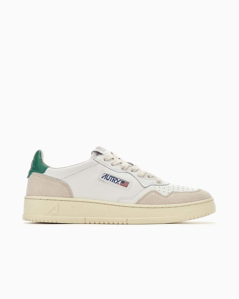 Autry Medalist Low Suede Beige AULMLS23 | FOOTDISTRICT