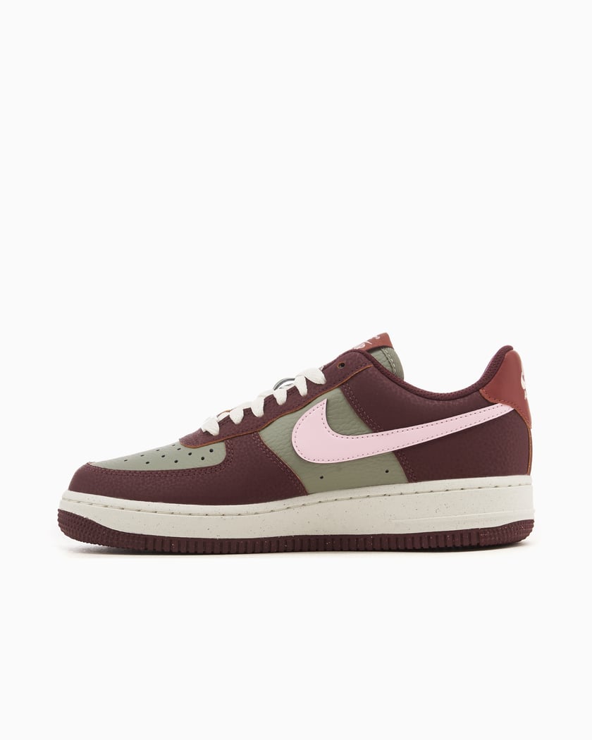 Nike Women s Air Force 1 07 Next Nature
