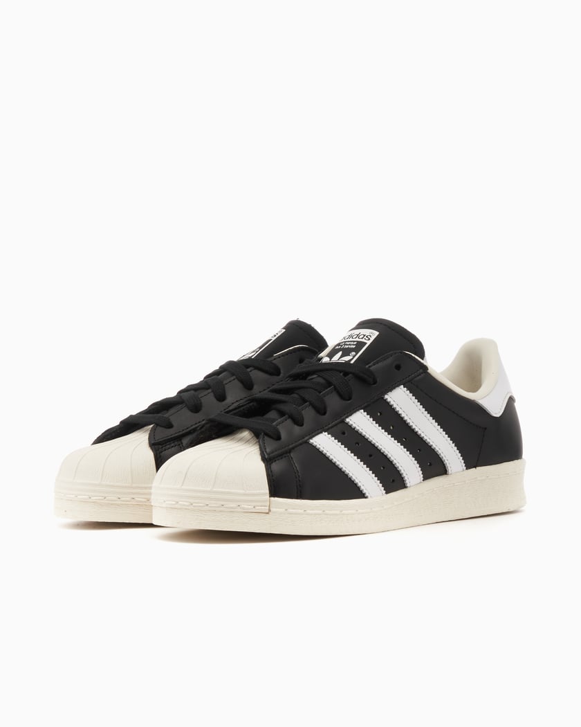 Adidas sales advance preto