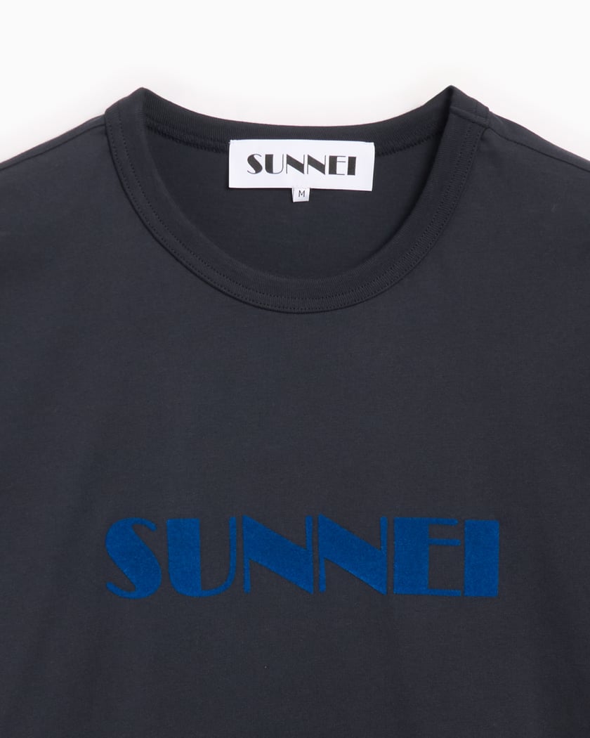 Sunnei Classic Big Logo Women's T-Shirt Black RTWXJER015