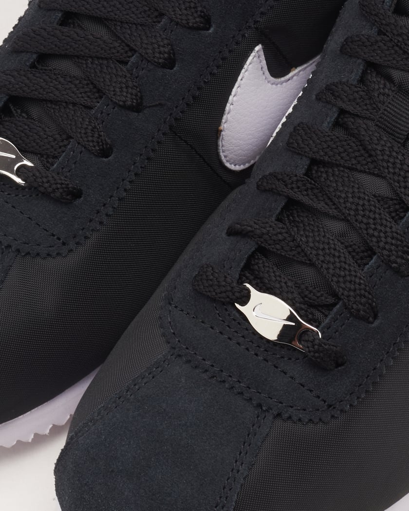 Nike Women s Cortez Zwart DZ2795 001 FOOTDISTRICT