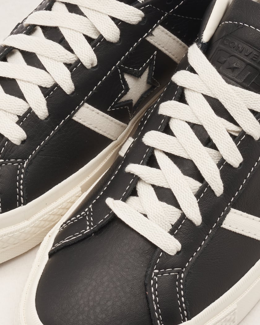 Converse one star academy black clearance