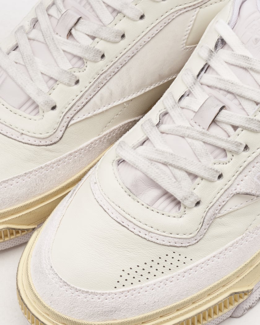 Reebok Club C LTD Wax White RMIA04DC99LEA00G0100 FOOTDISTRICT