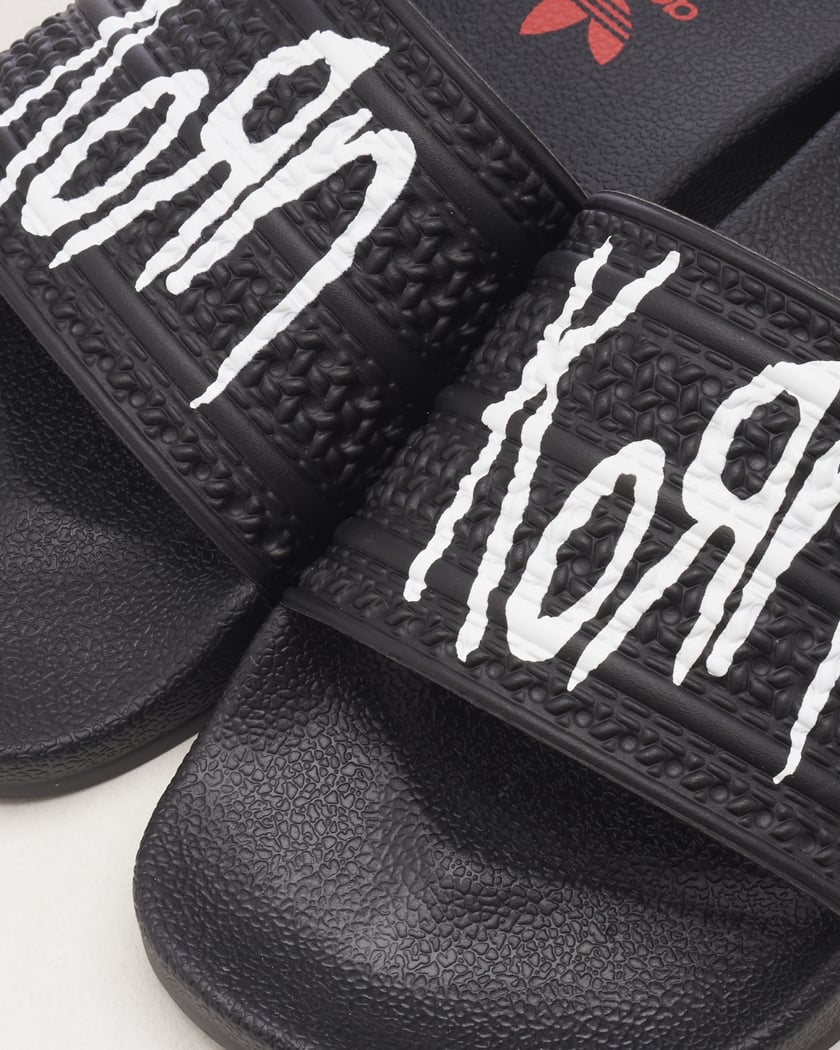 adidas Originals x Korn Adilette Zwart IH3753 FOOTDISTRICT
