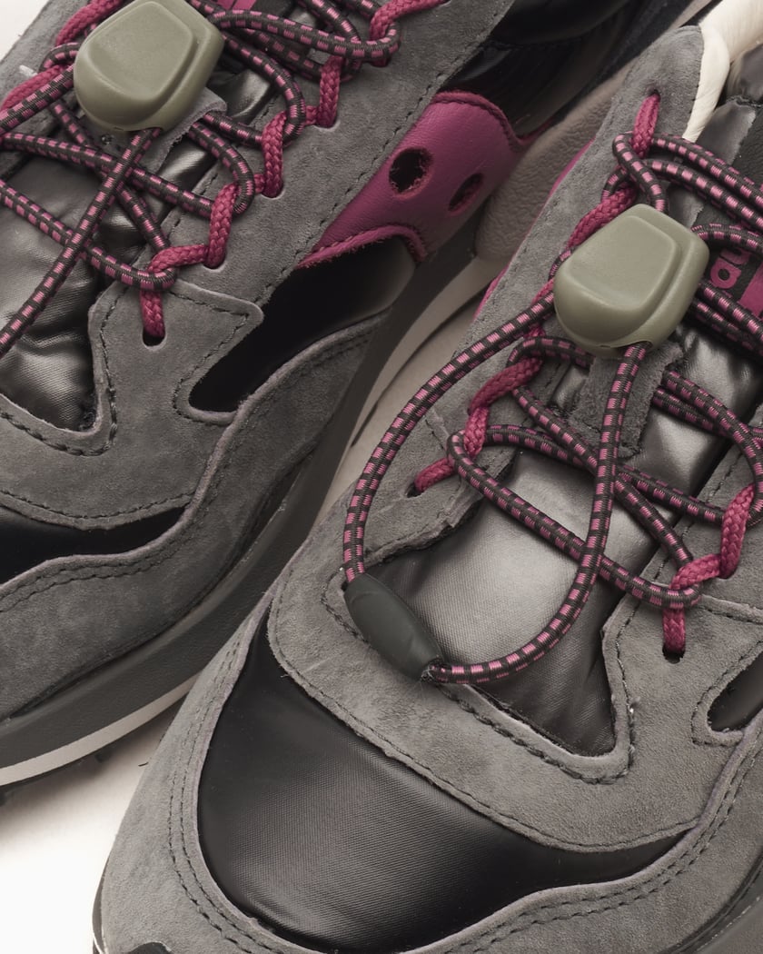 Gray saucony women's hotsell