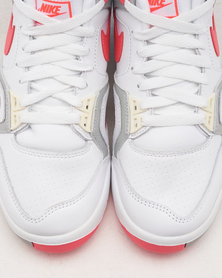 Nike Air Tech Challenge 2 