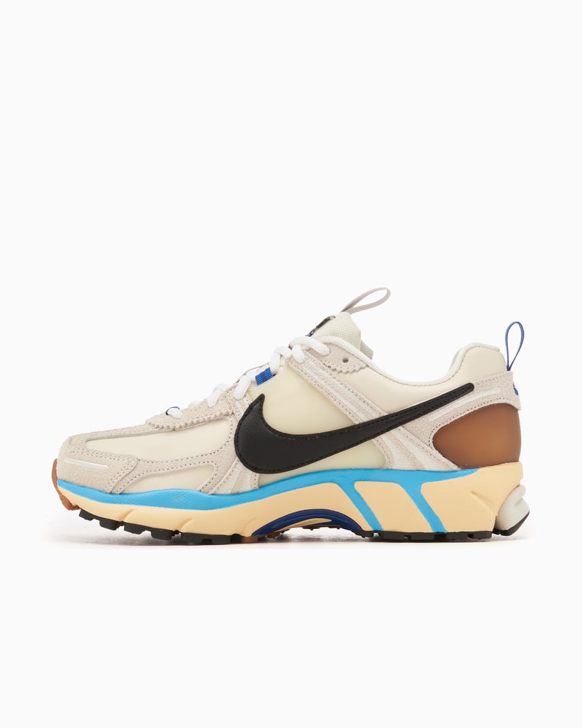 Nike Women s Zoom Vomero 5 PRM Design By Japan Branco HF4524 111 FOOTDISTRICT