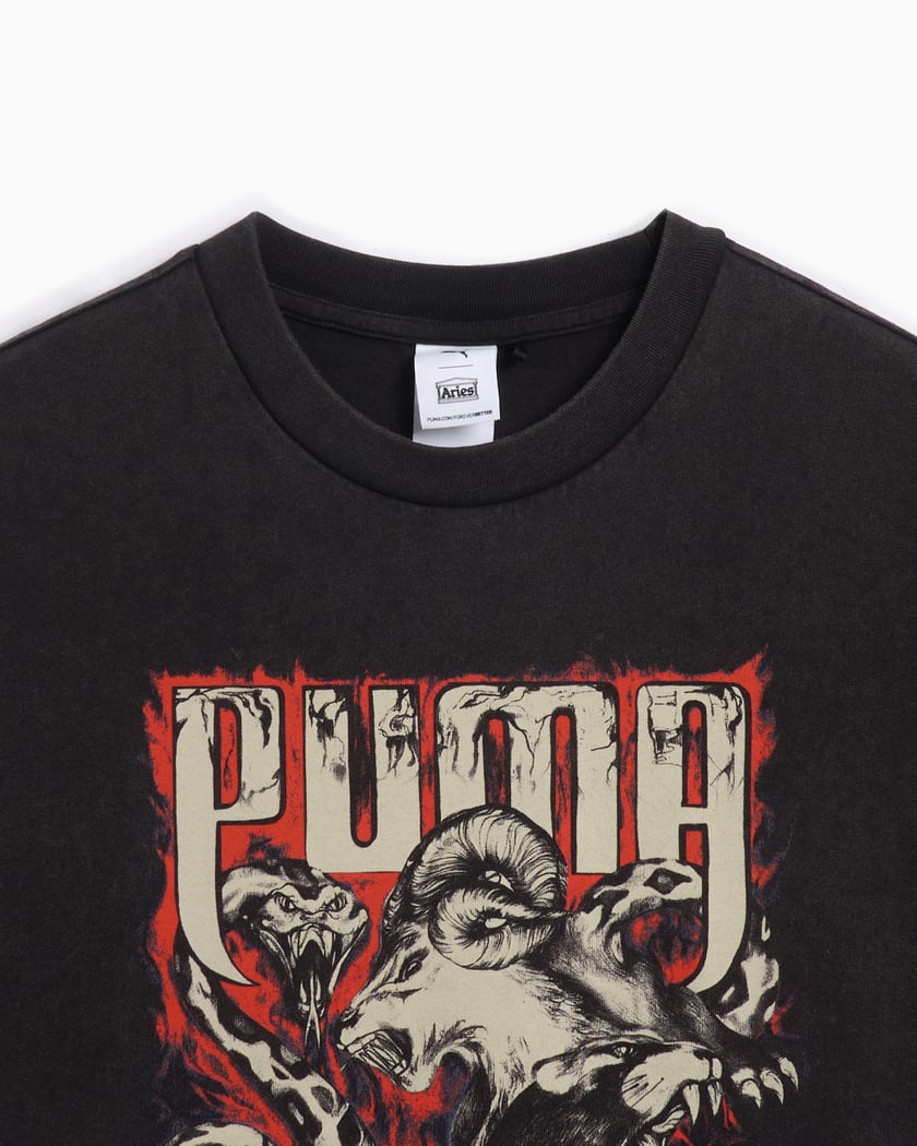 Red and black pumas zodiac top