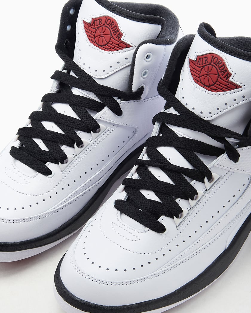 Air Jordan 2 FOOTDISTRICT