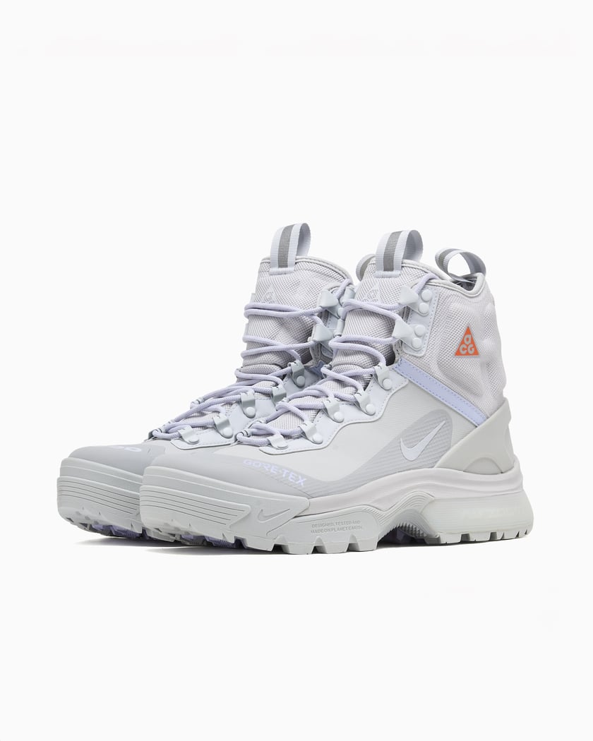 nike men's boots acg