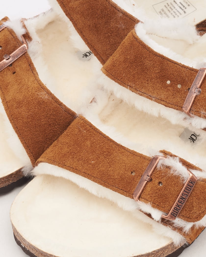 Birkenstock unisex store