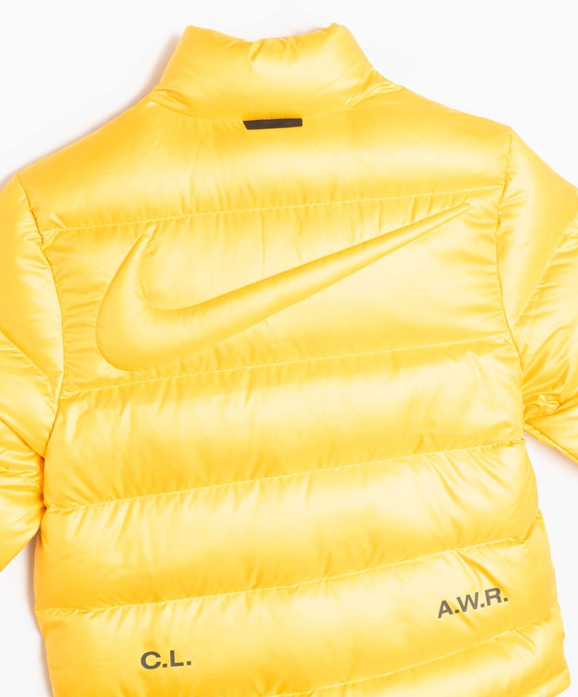 Plumas nike amarillo best sale