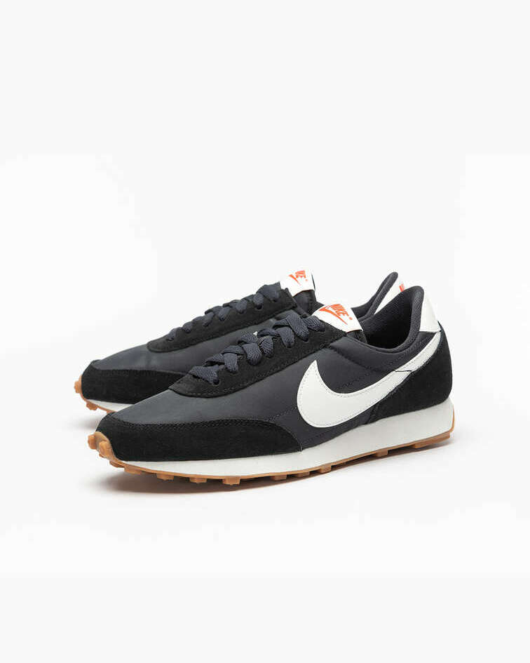 Nike Women s Daybreak Black CK2351 001 Buy Online at FOOTDISTRICT