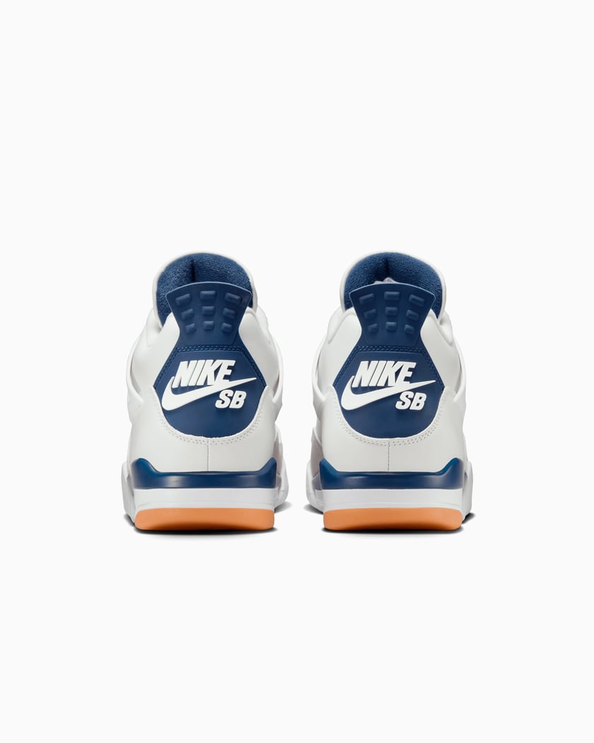 Air Jordan x Nike SB 4 