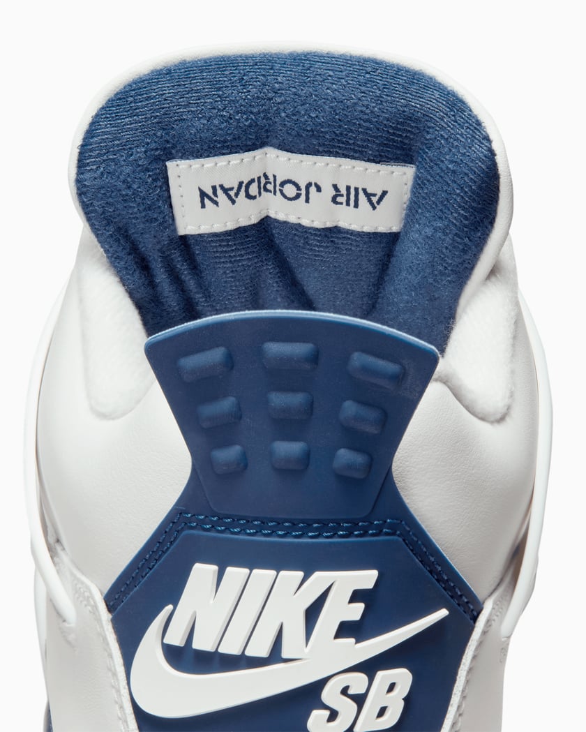 シューズ(男性用) Nike SB Air Jordan 4 White Navy 27cm Nike SB x Air Jordan 4 Retro SB - Summit White / White