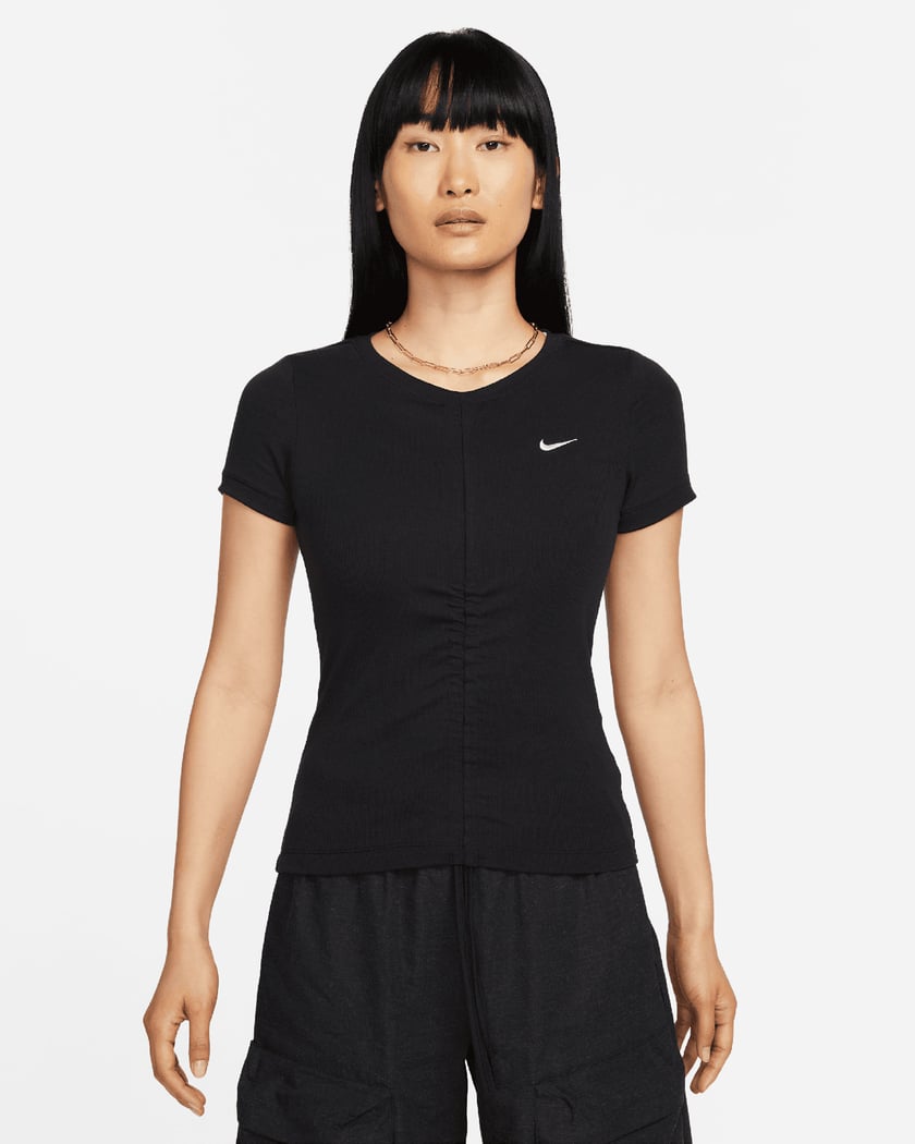 Nike Sportswear Essentials Women's Ribbed Cropped T-Shirt