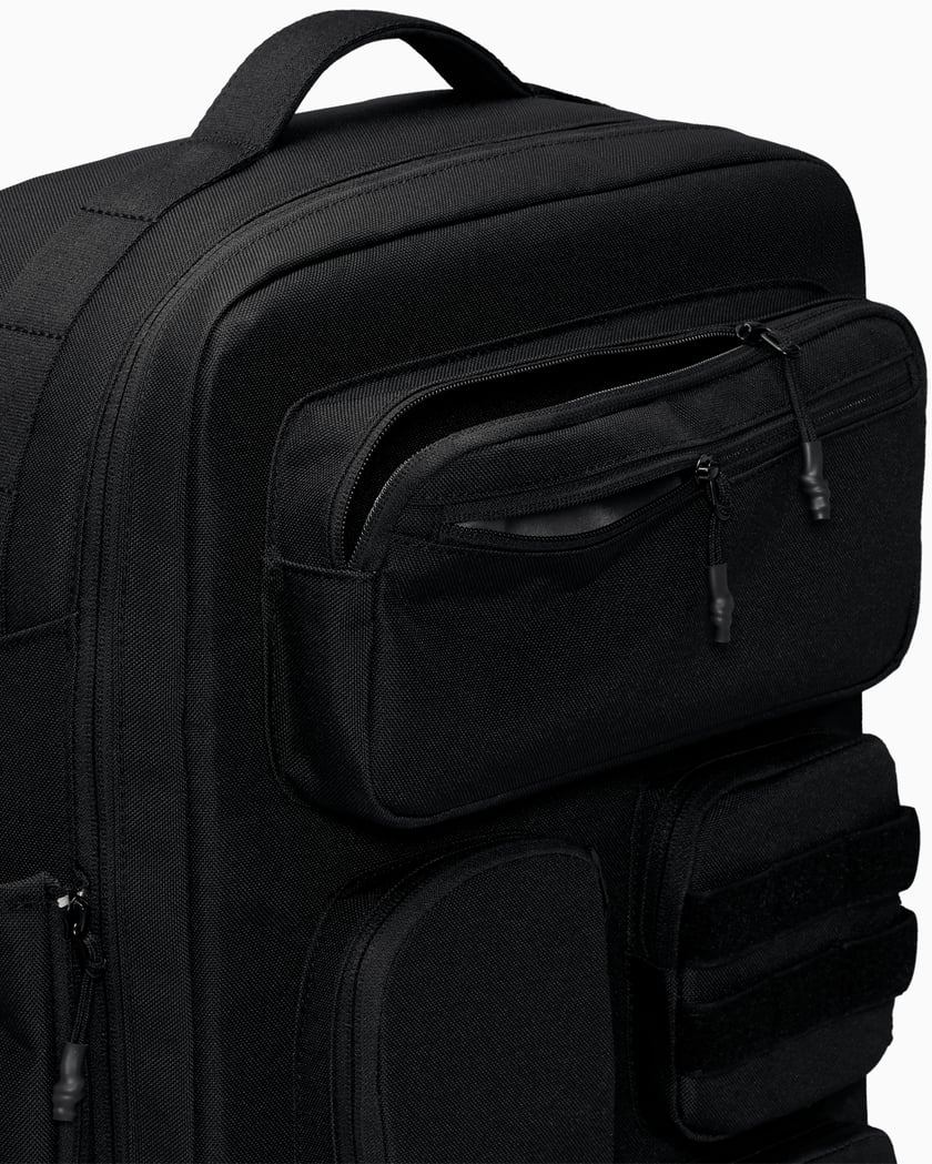 Black nike elite backpack discount