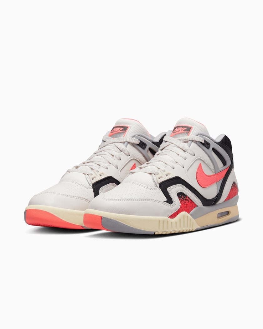 Nike Air Tech Challenge 2 