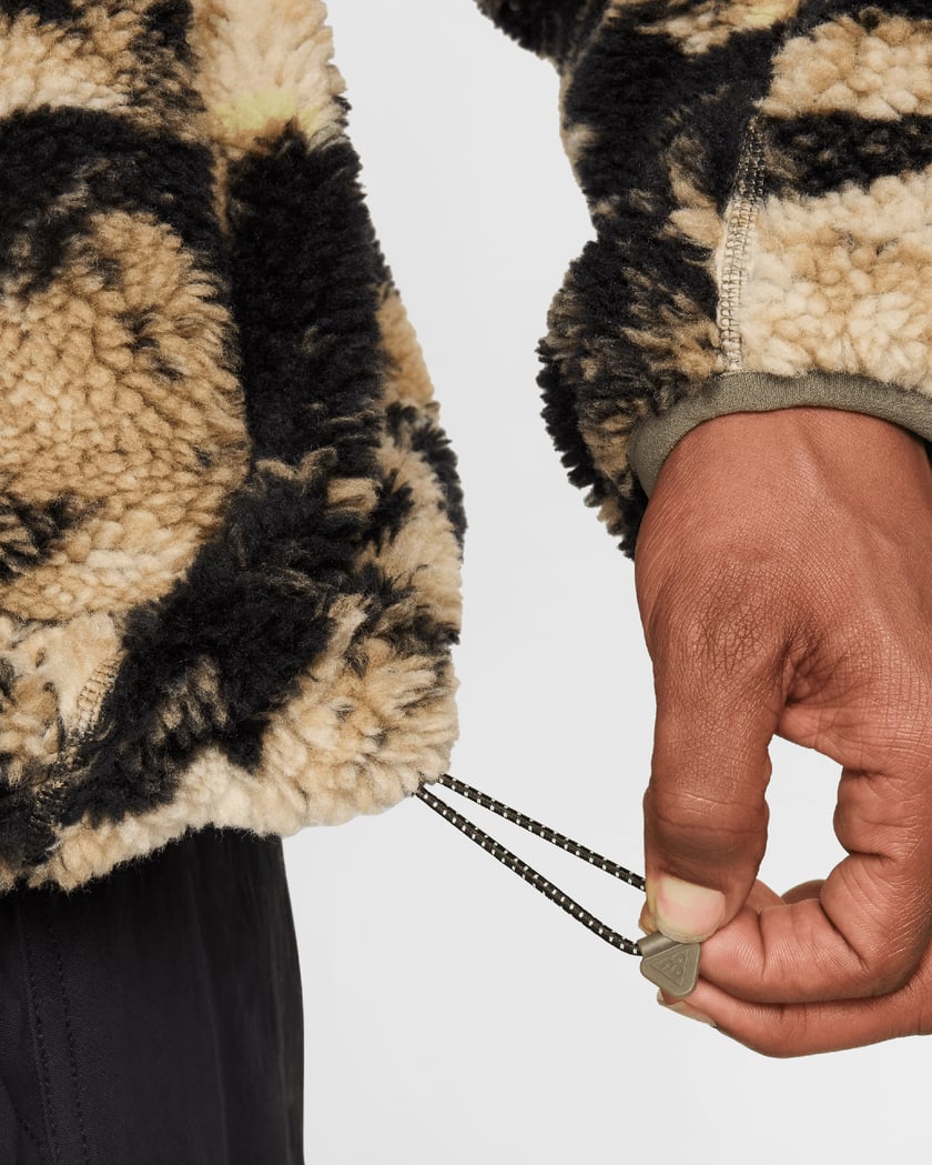 fluffy jacket mens nike