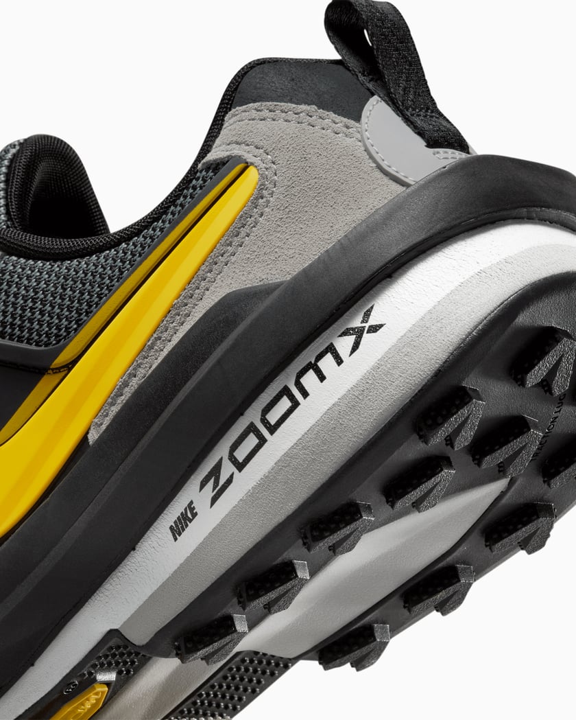 Nike x sacai Zegamadome Vibram Grau HQ8618-002 | FOOTDISTRICT