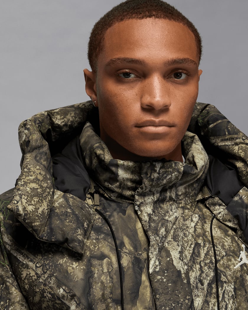 Jordan Flight Therma-FIT Relaxed Herren-Daunenjacke mit Camo-Print