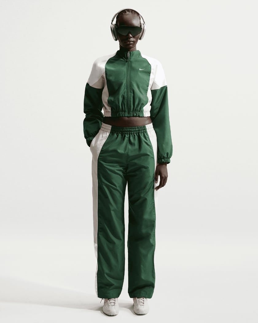 women's nike cargo tracksuit