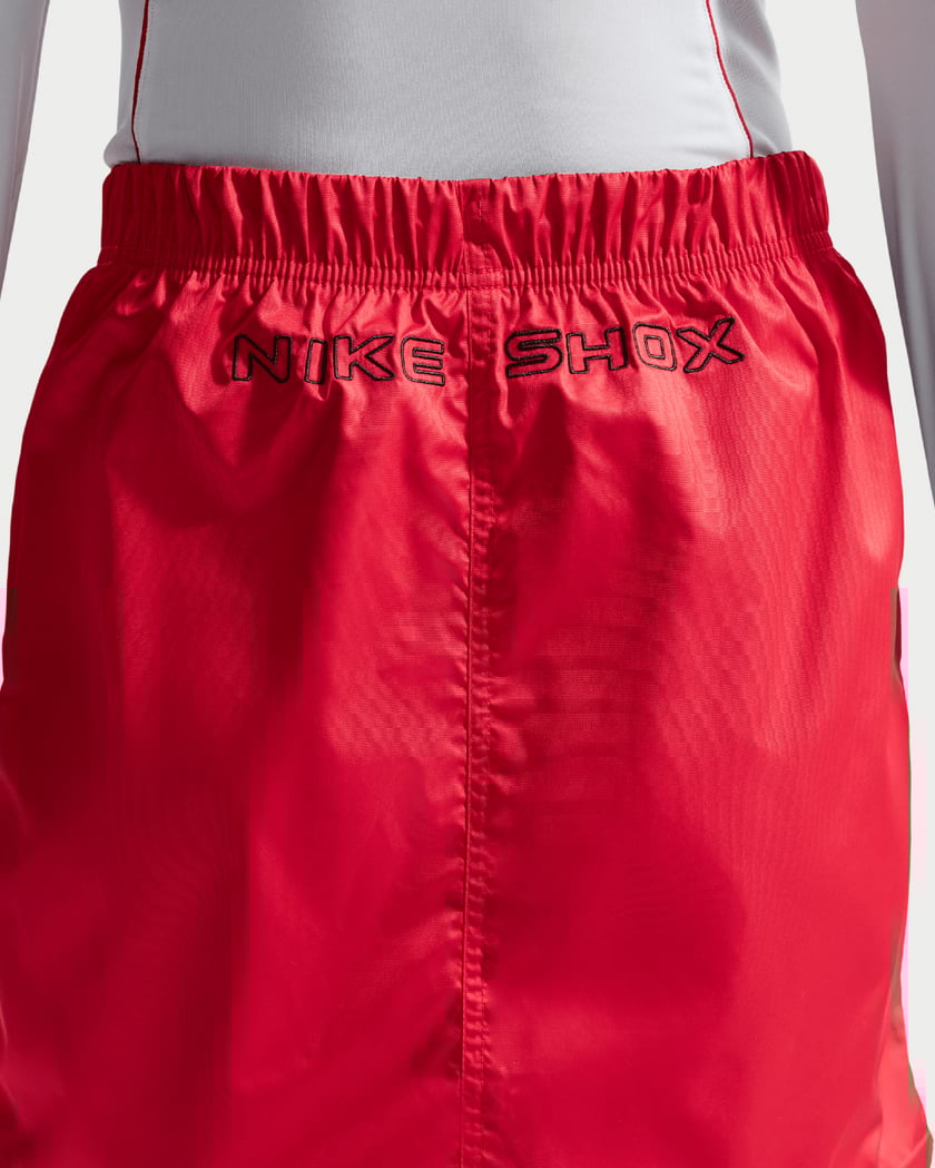 womens red nike clothes