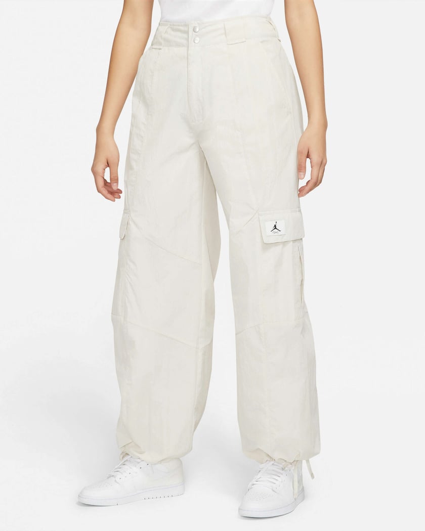 年末のプロモーション特価！ Essentials Jordan Women's DM5175-104 White Pants Utility ウェア