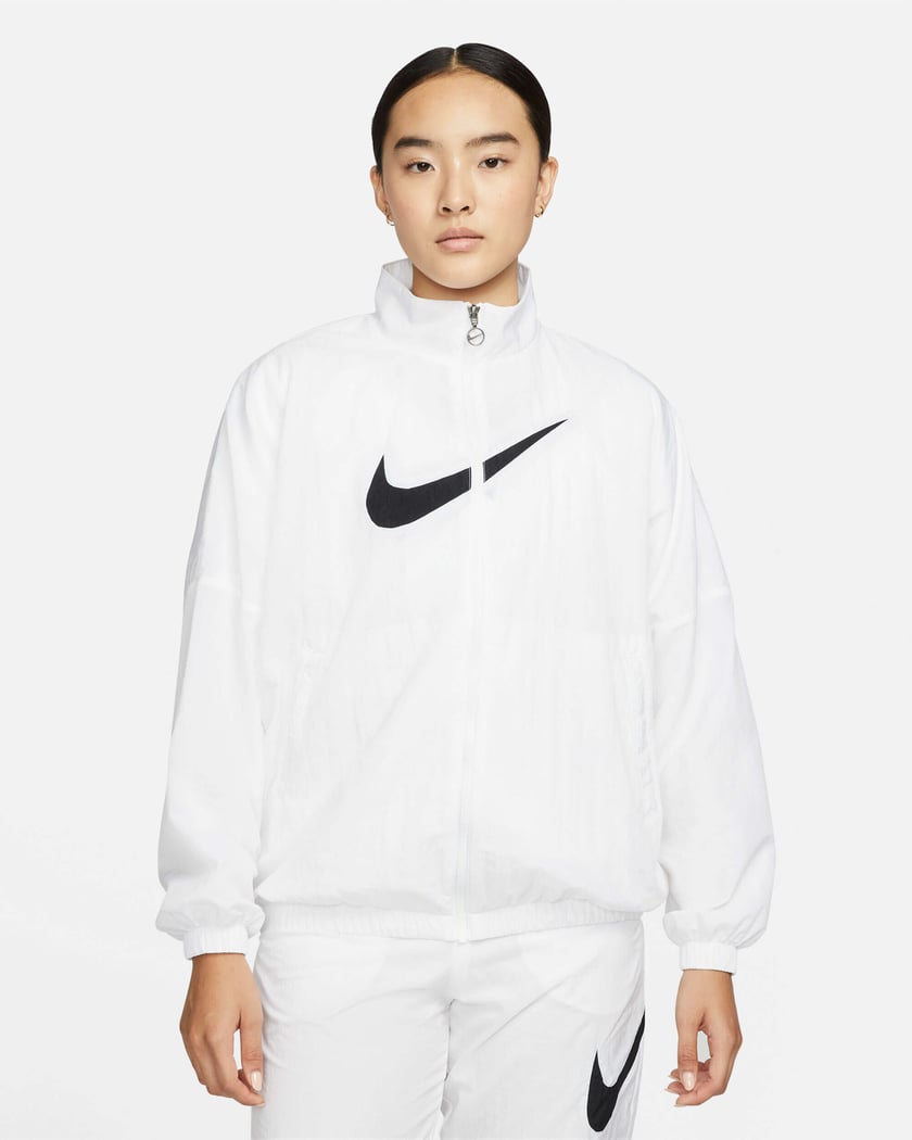 Nike Sportswear Essential Boyfriend Swoosh Women's Woven Jacket