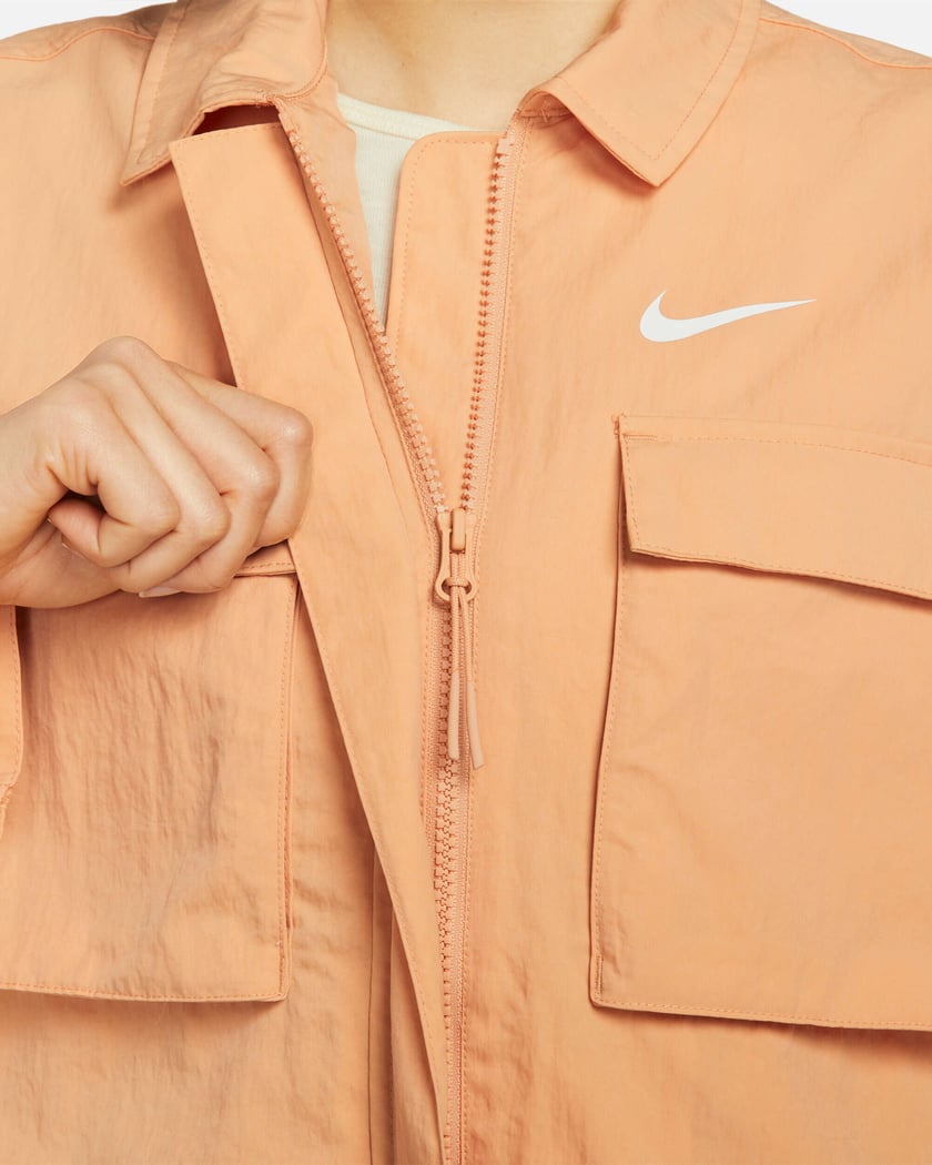 nike essential woven jacket