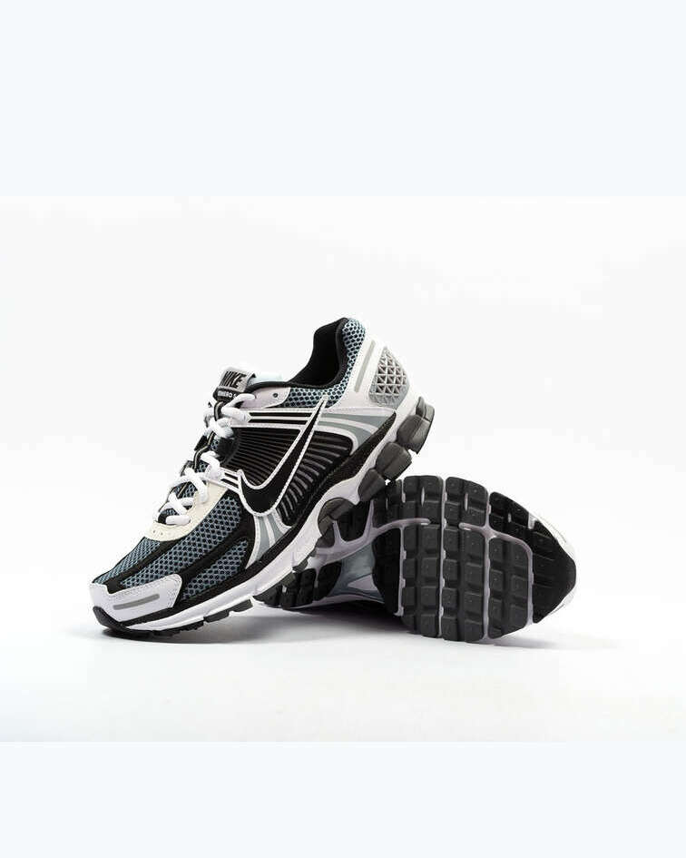 Nike Zoom Vomero 5 SE SP Multi CI1694 001 FOOTDISTRICT