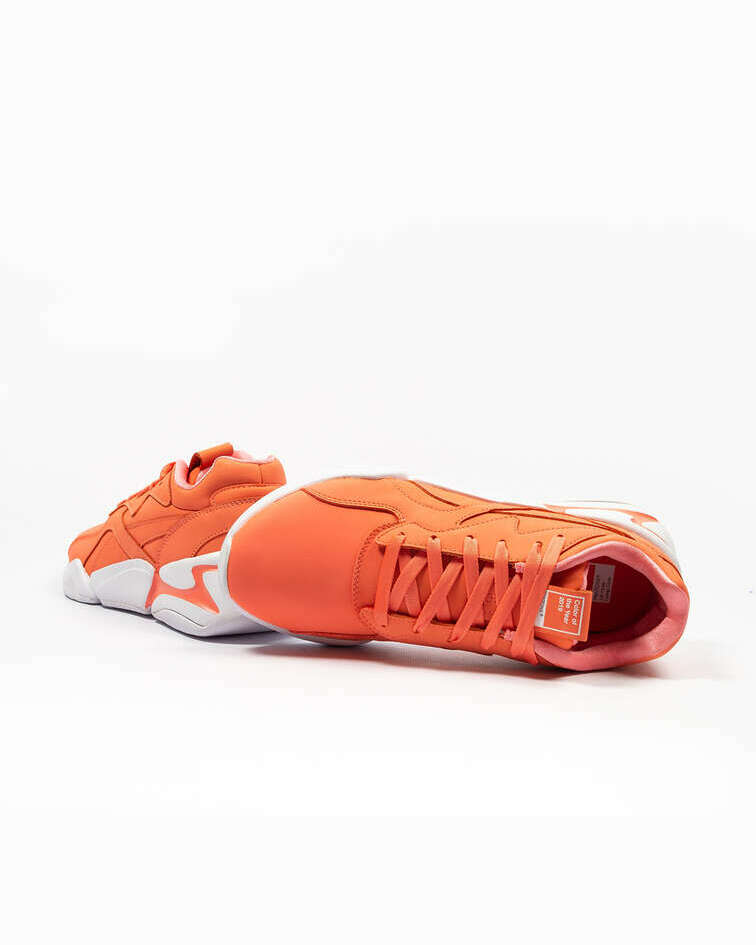 Puma nova x pantone deals
