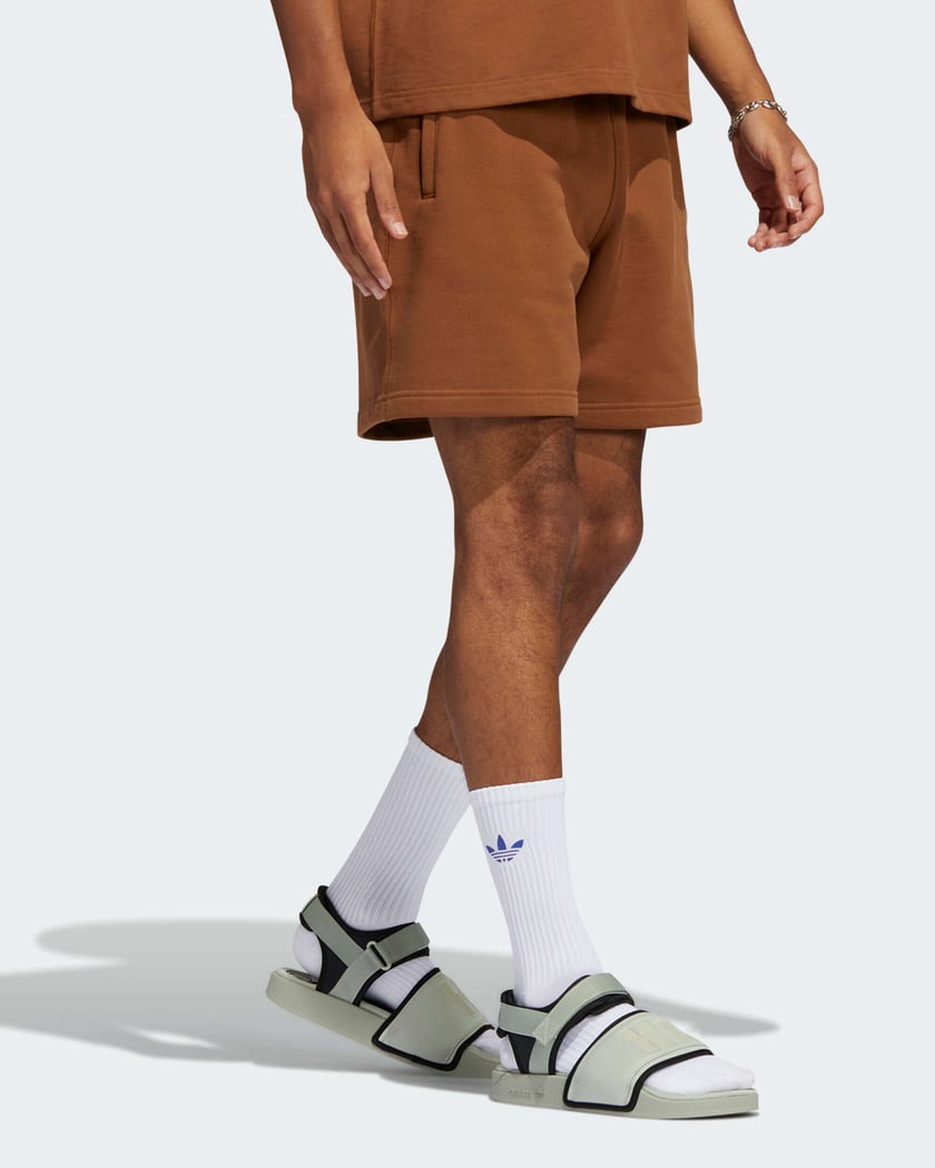 Adidas pharrell williams marrone store