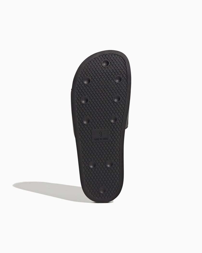 Adidas china address outlet que es