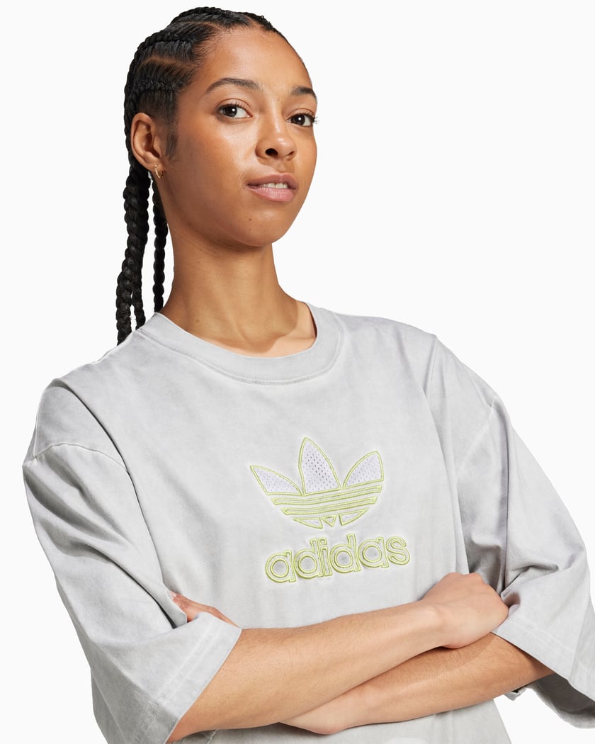 adidas Originals Adilenium Women s Washed Oversized T Shirt Gris JM9248 FOOTDISTRICT