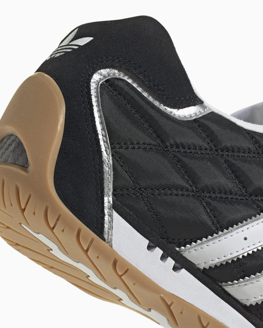 adidas Originals Adiracer Low Black JQ5757 | FOOTDISTRICT