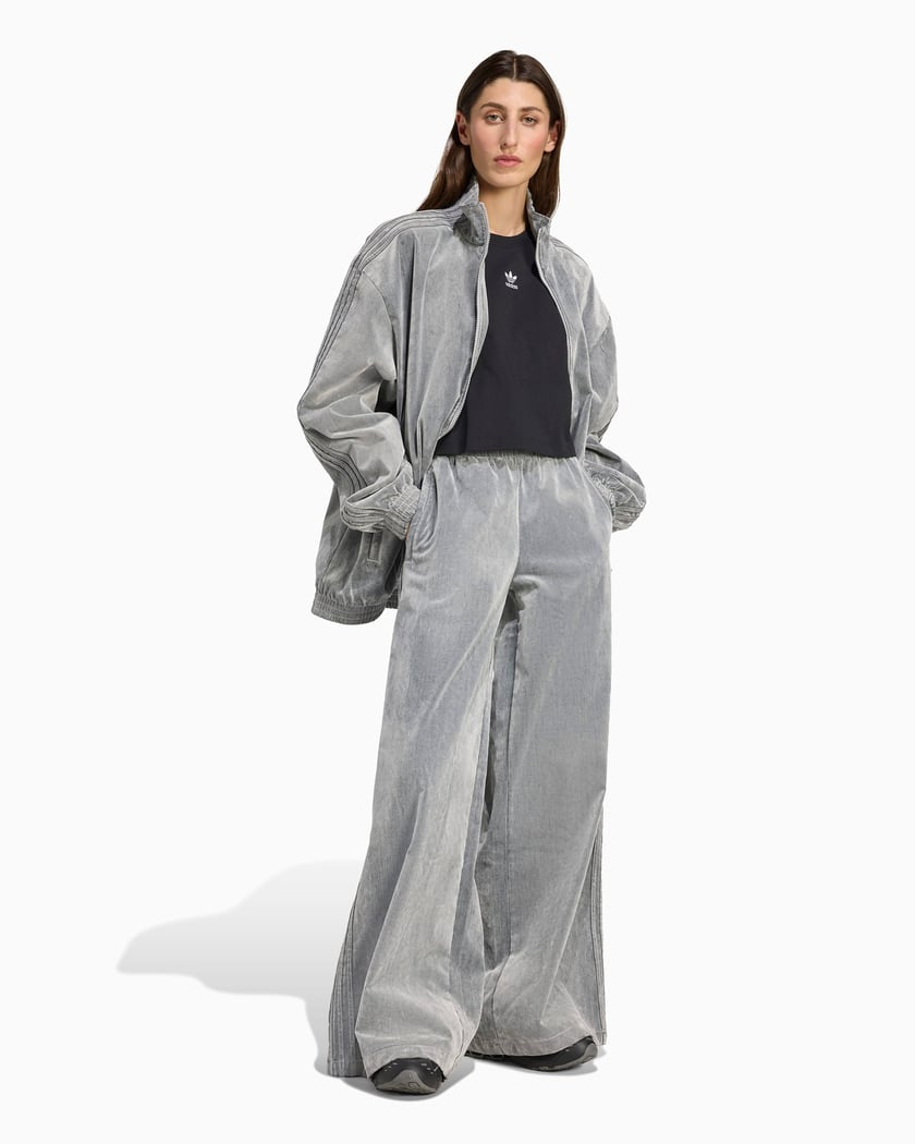 アディダス FIREBIRD LOOSE TRACK PANTS グレー XL adidas Originals Firebird Oversize Women's Track Pants Gray