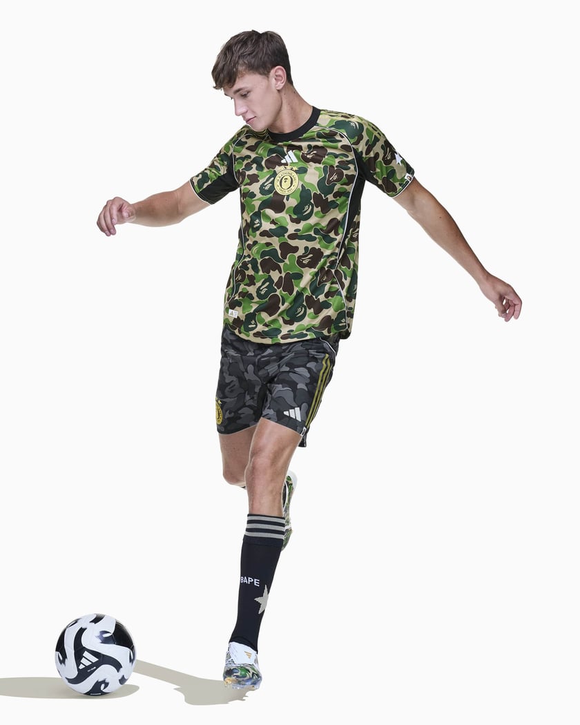 adidas Originals x BAPE Football Slim met grafisch Jersey T