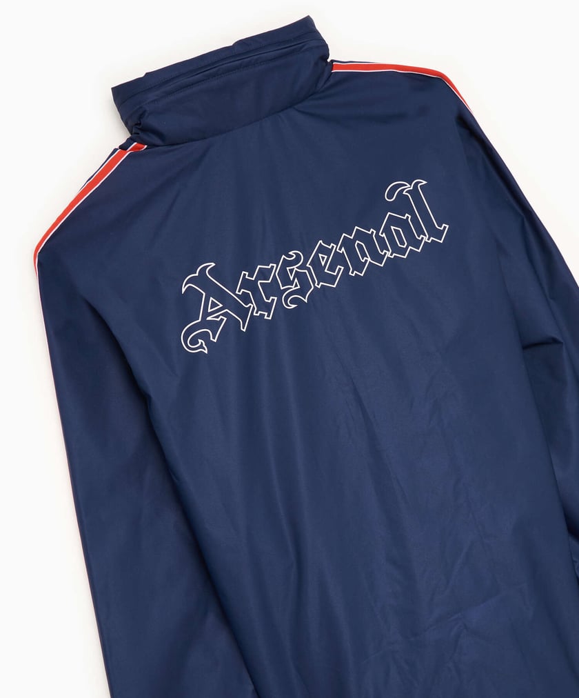 Arsenal raincoat shop