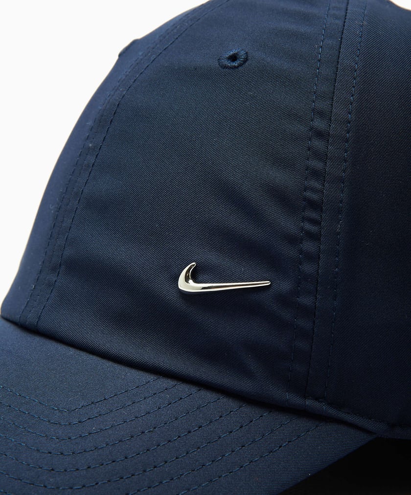 Cappello nike metal swoosh store