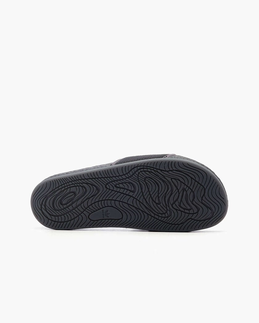 adidas x Pharrell Williams Chancletas Hu Zwart GX2483 FOOTDISTRICT